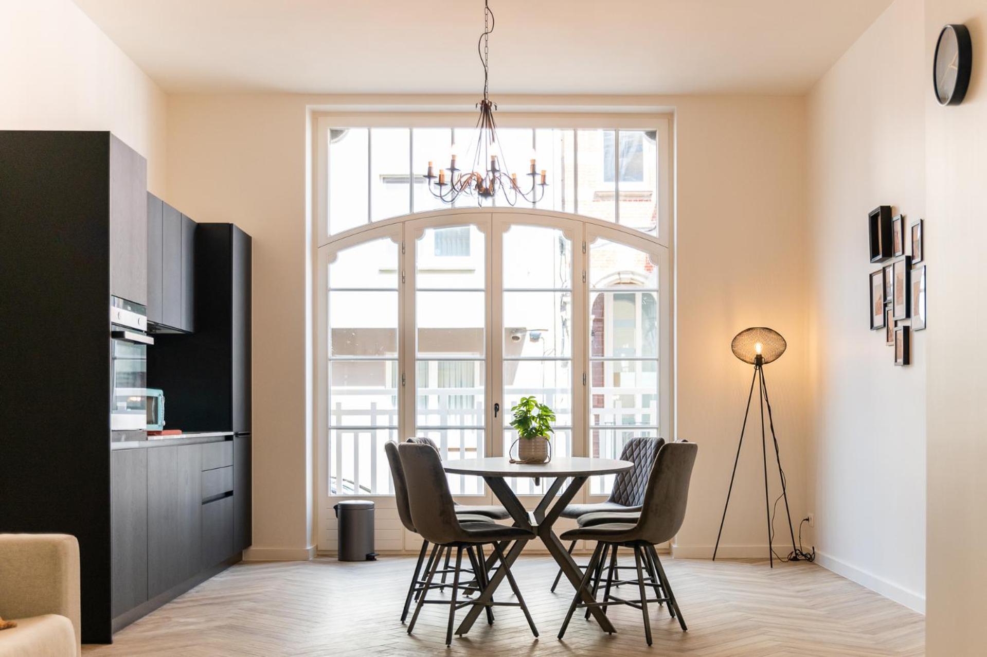 Beautiful Renovated Apartment In An Authentic Building Ostend Exterior foto